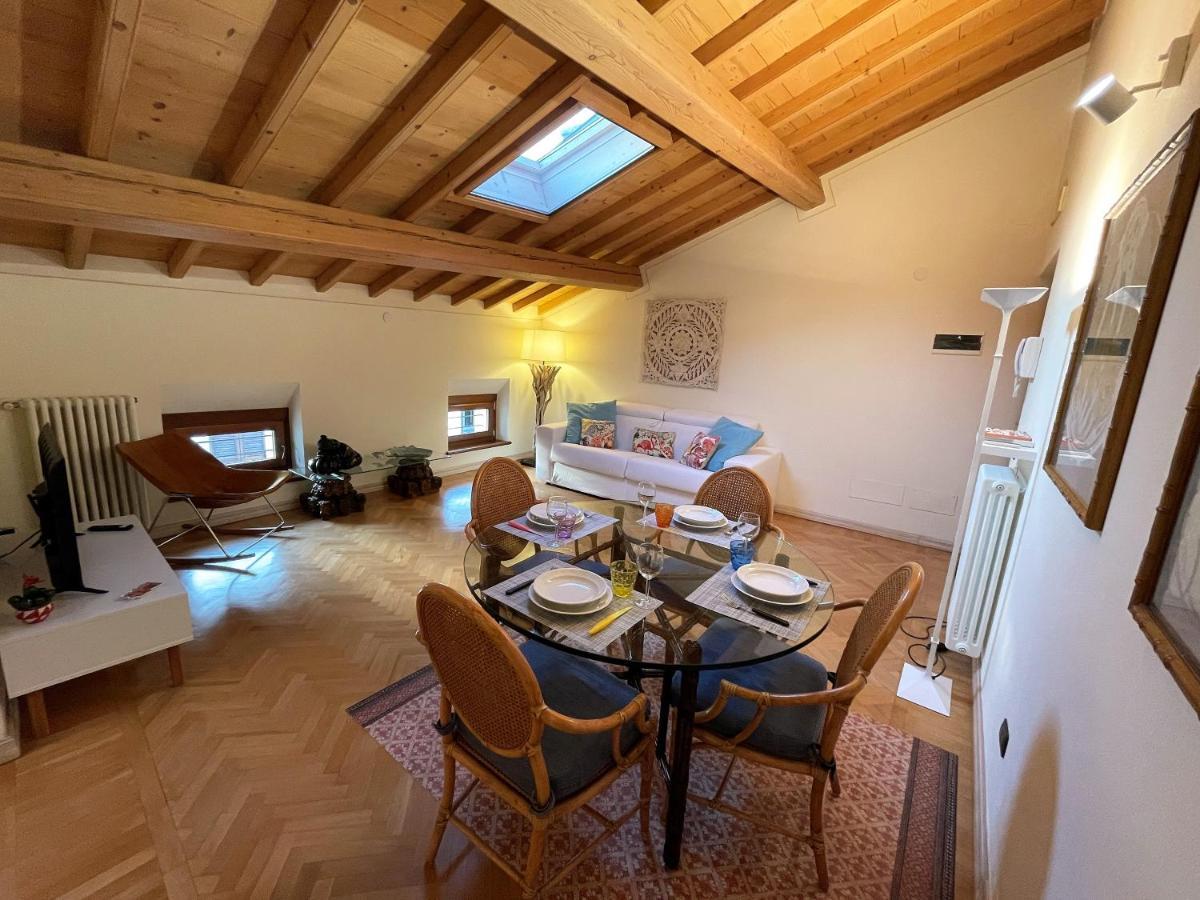 Attic 1 Centro Storico Apartment Peschiera del Garda Exterior foto