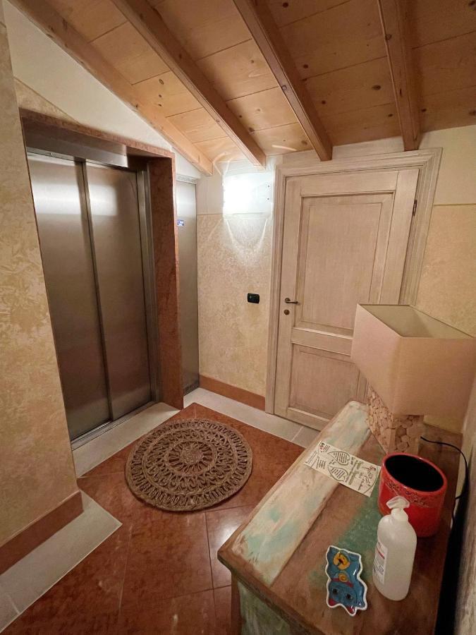 Attic 1 Centro Storico Apartment Peschiera del Garda Exterior foto