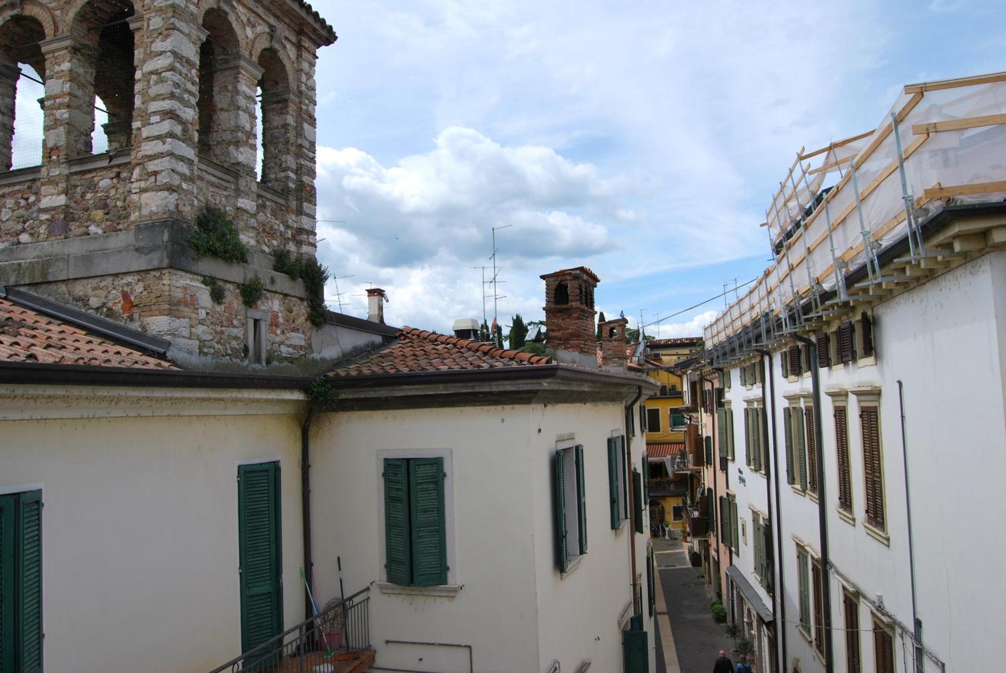 Attic 1 Centro Storico Apartment Peschiera del Garda Exterior foto